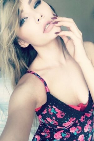 Ludovica speed dating & outcall escort